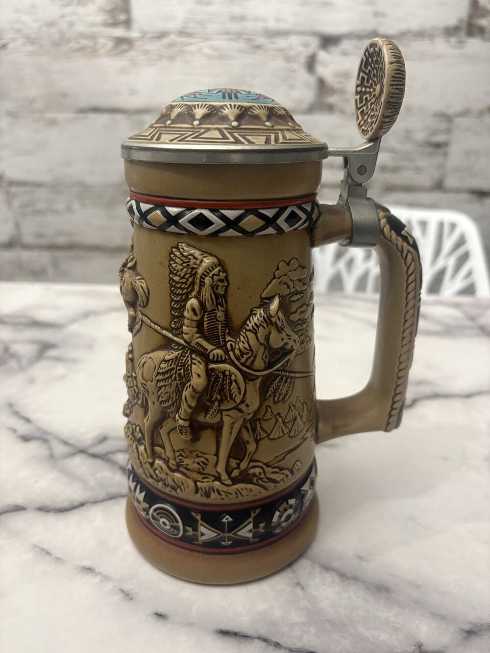 Vintage 1988 Avon Indians Of The American Frontier Native American Beer Stein